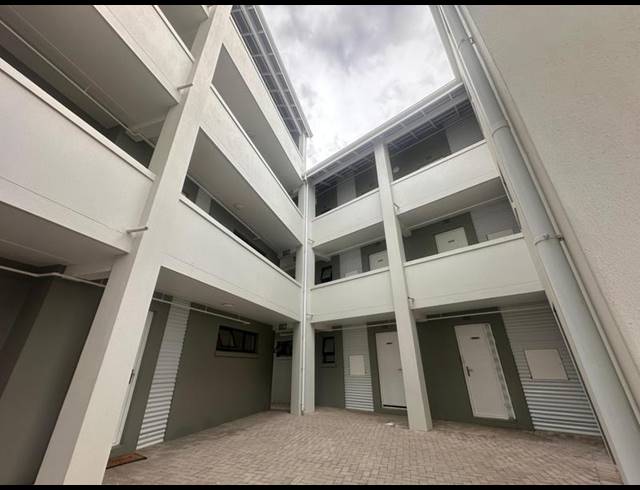 2 BEDROOM APARTMENT FOR SALE IN RIVERGATE